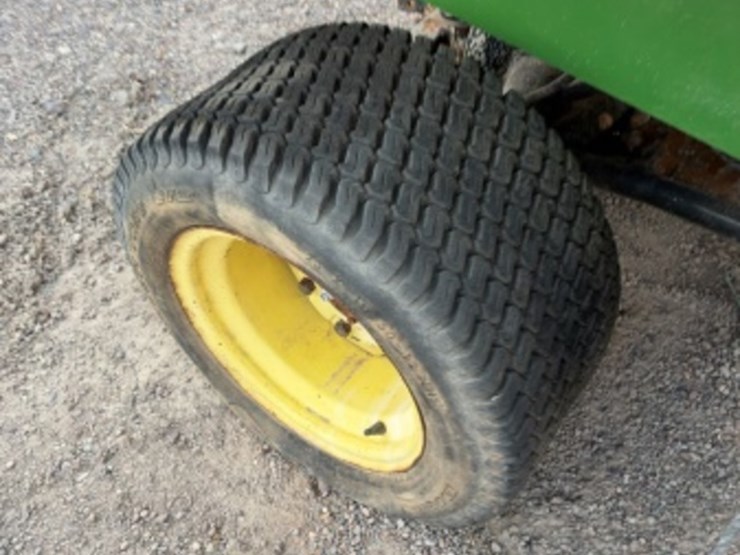 john-deere-gator-image-8