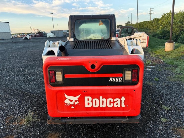 2018-bobcat-s550-image-4