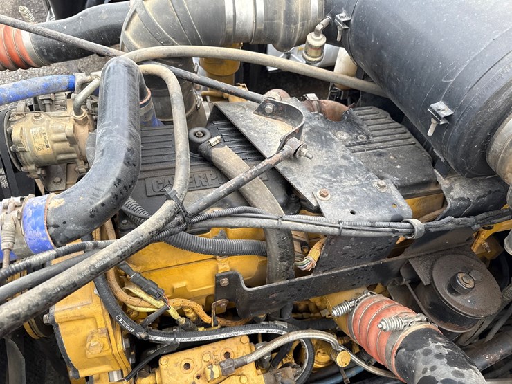 1997-peterbilt-378-image-21