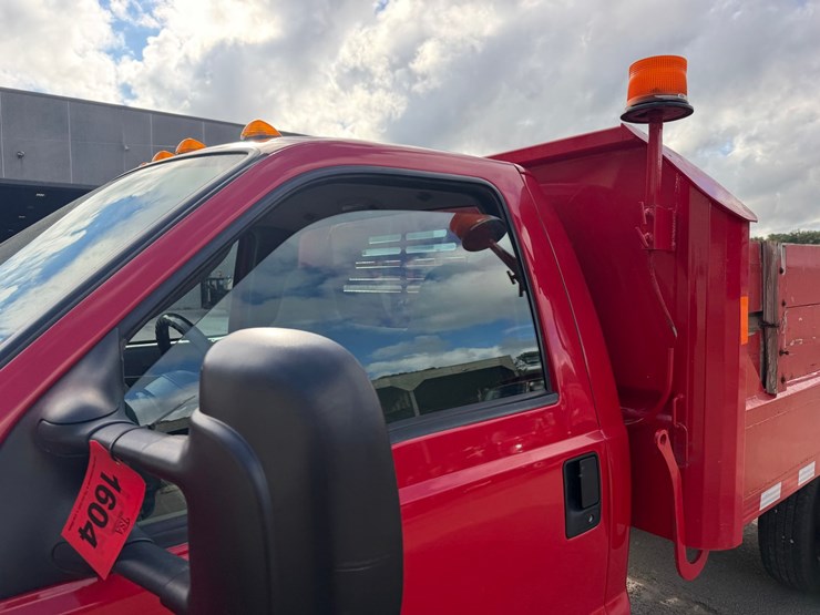 2006-ford-f350-xl-image-12