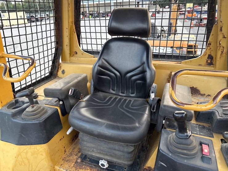 caterpillar-d5g-image-11