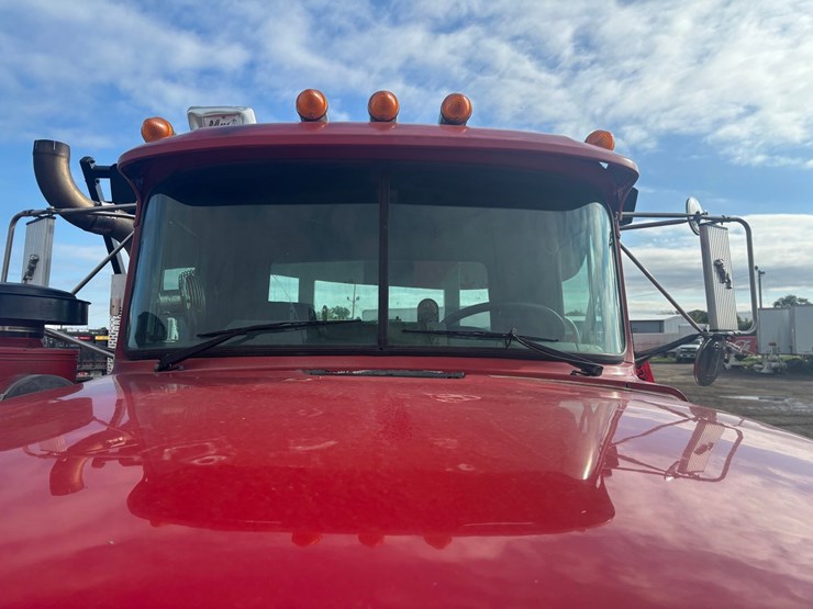 mack-rd688s-image-18