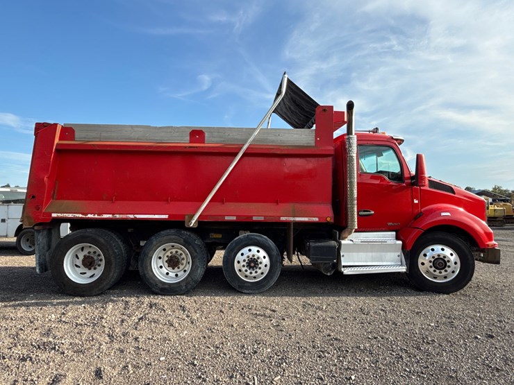 2015-kenworth-t880-image-4