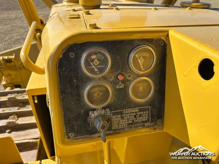 caterpillar-d6d-image-9