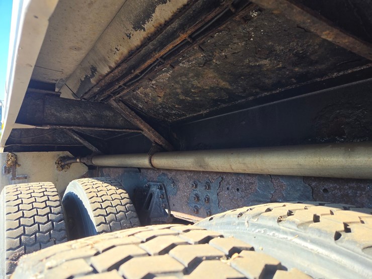 2000-caterpillar-3126-image-35