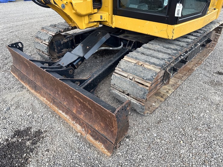 caterpillar-308-image-16