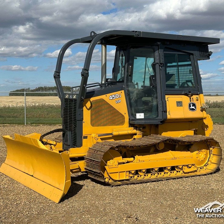 JOHN DEERE 8