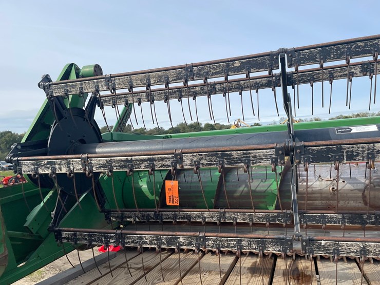 john-deere-216-image-9