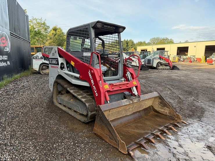 2020-takeuchi-tl8-image-6