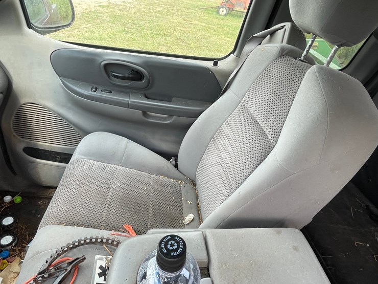 2003-ford-f150-image-28