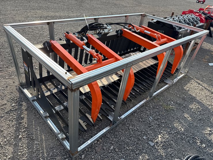 #1055-•-pabreak-80"-skid-steer-2-cylinder-skeleton-grapple-image-1