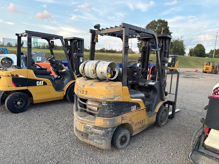 #2080-•-cat-g5000-lp-forklift-image-6