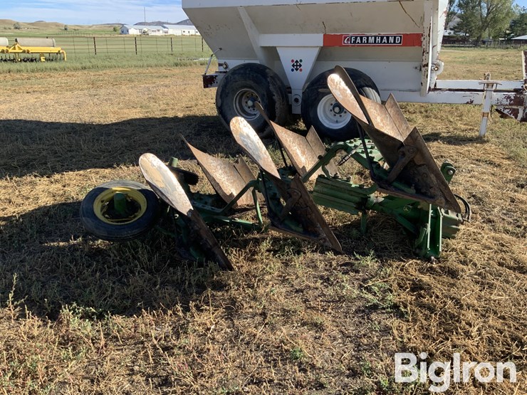 john-deere-3-pt-rotating-plow-image-4