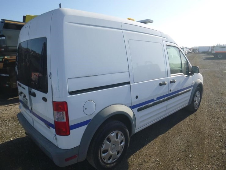 2013-ford-transit-connect-image-3