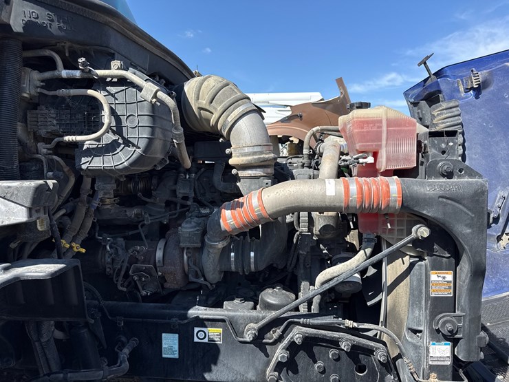 2019-peterbilt-579-image-61