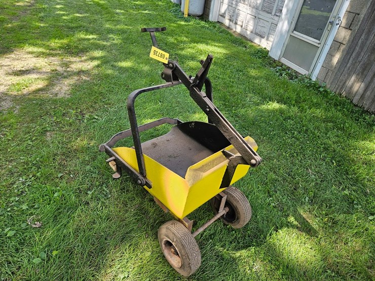 #8735-•-blackhawk-ba-24-dirt-scoop-image-4