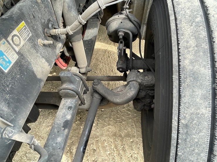 2017-kenworth-t680-image-70