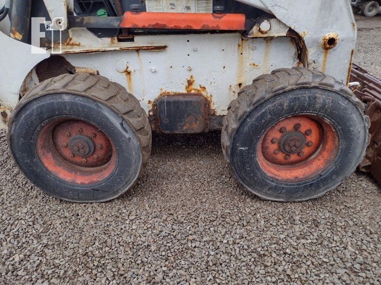 2008-bobcat-s250-image-23