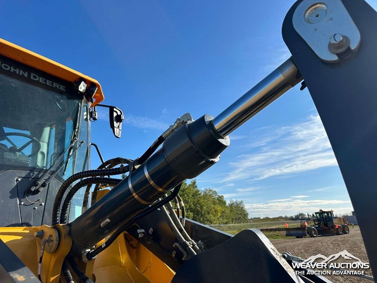 deere-624-image-32