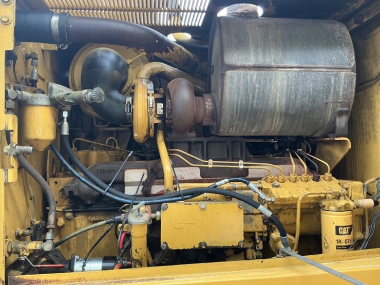 caterpillar-143h-image-18