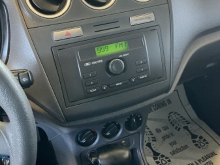 2011-ford-transit-connect-image-21