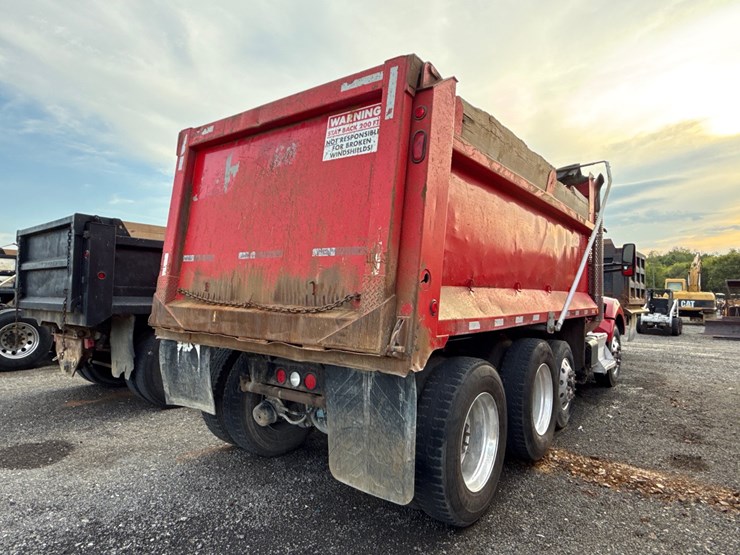 2016-kenworth-t880-image-7