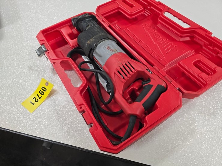#9721-•-milwaukee-super-sawzall-kit-image-3