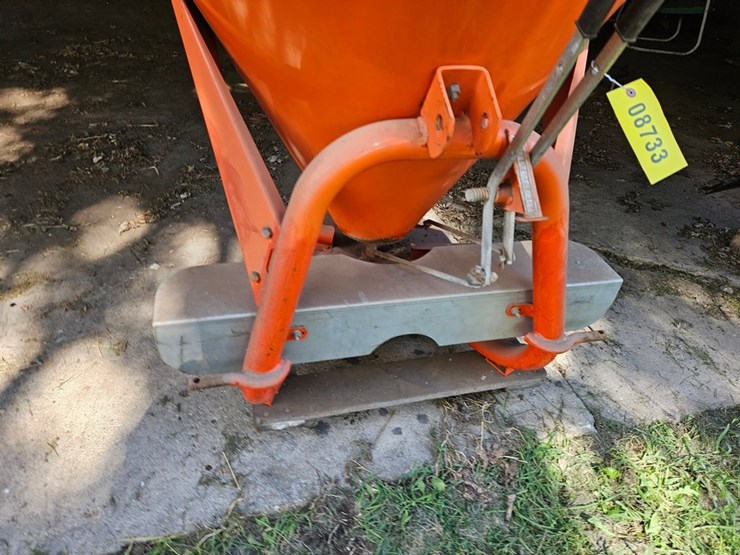#8733-•-icam-250-cone-seeder-image-10