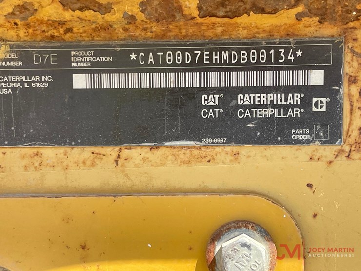 2010-cat-d7e-crawler-dozer-image-15