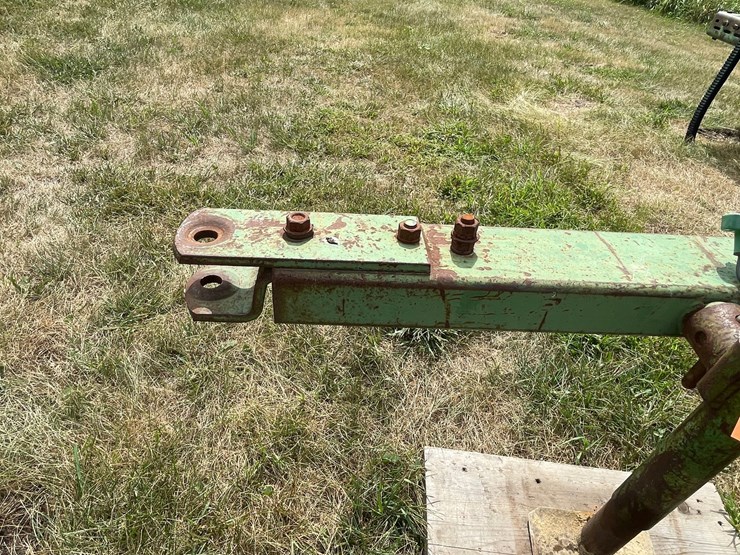 john-deere-12-image-30