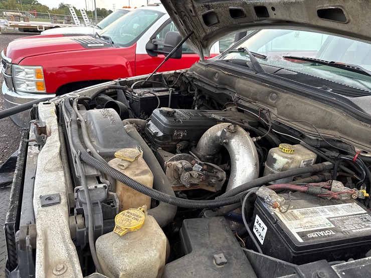2003-dodge-3500-image-20