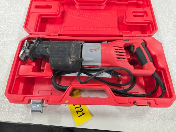 #9721-•-milwaukee-super-sawzall-kit-image-1