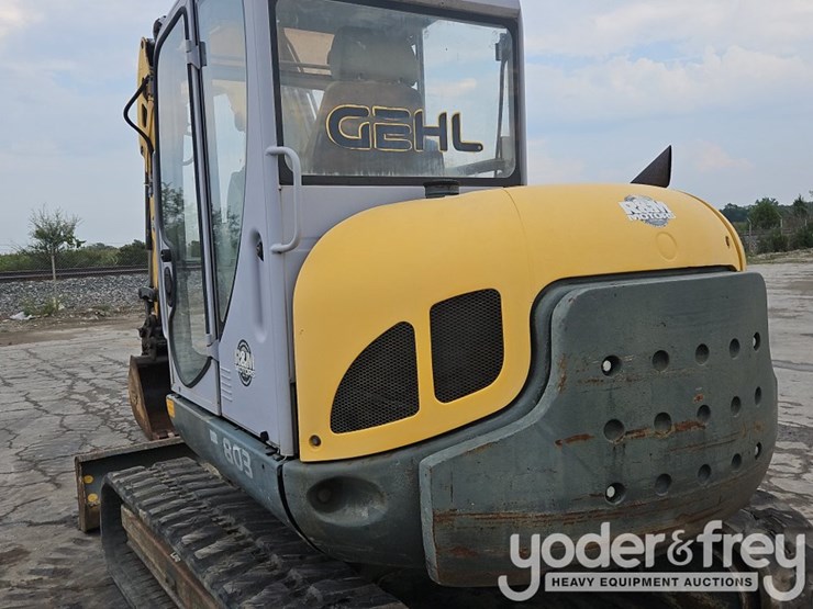 2008-neuson-8003-image-28