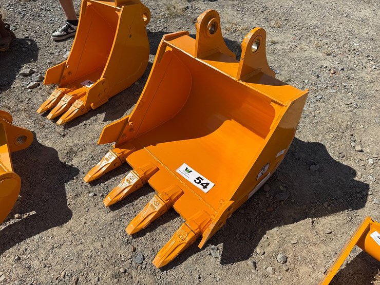 #54-•-giyi-gybk-cat305-excavator-bucket-inv#55146-image-1