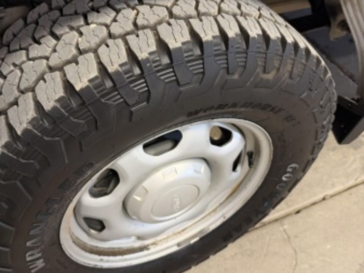 2023-ford-f150-image-9