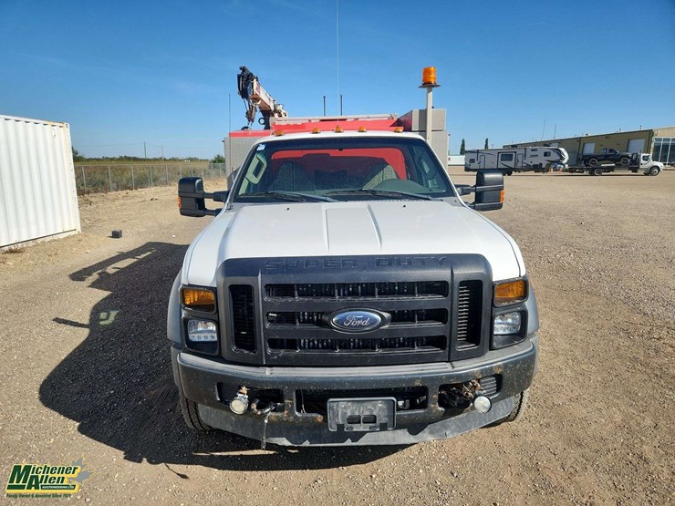 2009-ford-f550-image-8