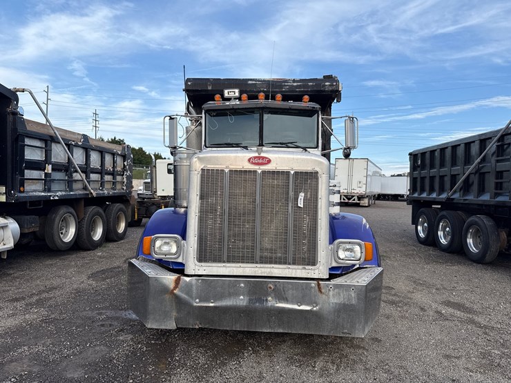 peterbilt-379-image-2