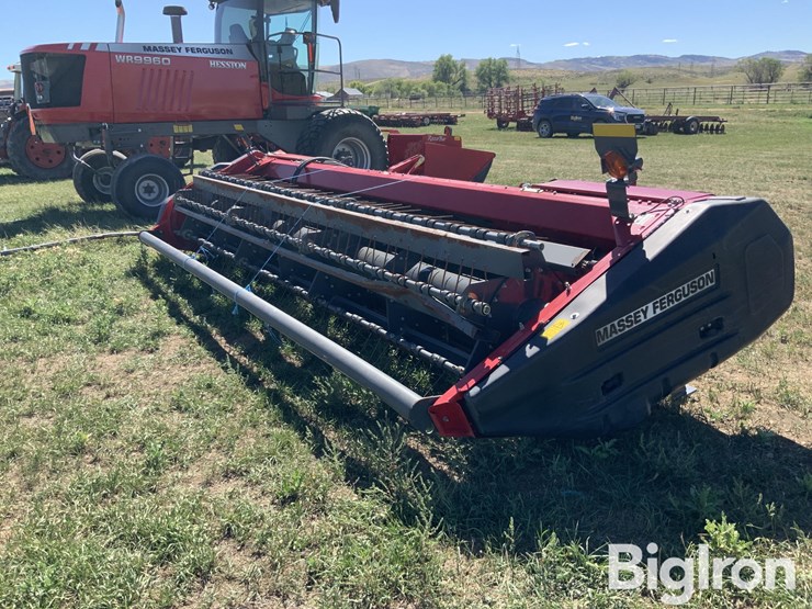 2018-massey-ferguson-9226-image-1