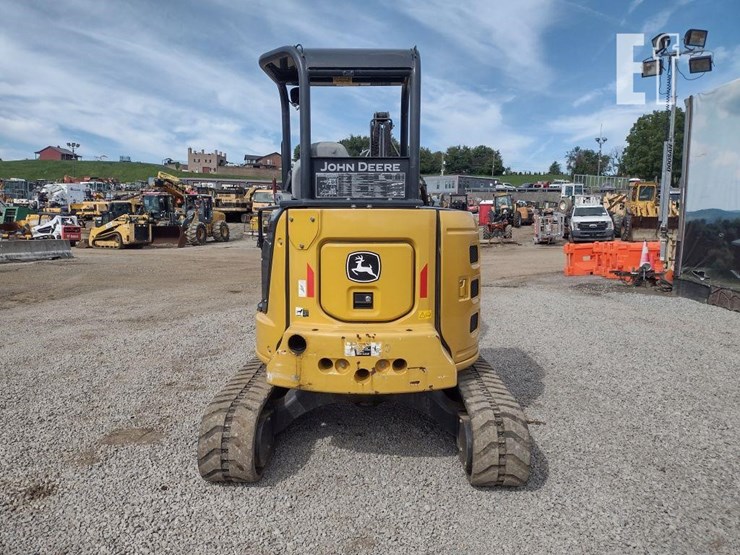 2021-deere-35g-image-4