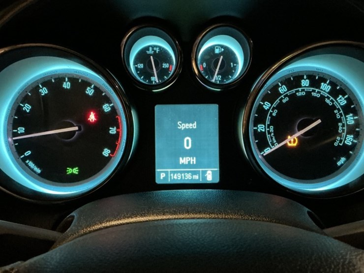2015-buick-verano-sdn-image-15