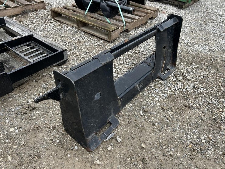 low-back-skid-steer-fork-frame-image-4