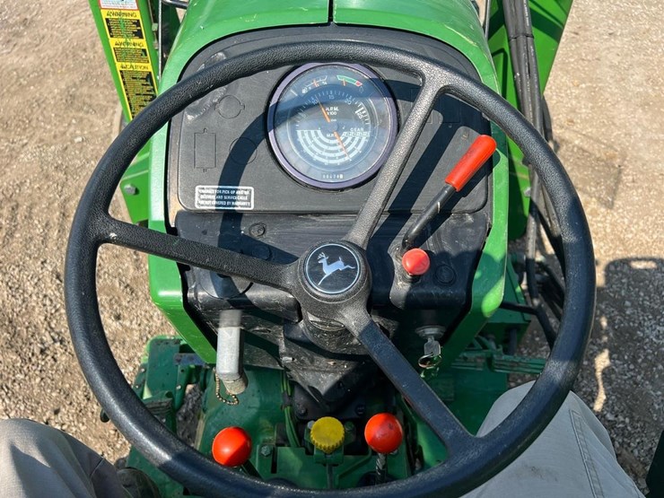john-deere-2550-image-22