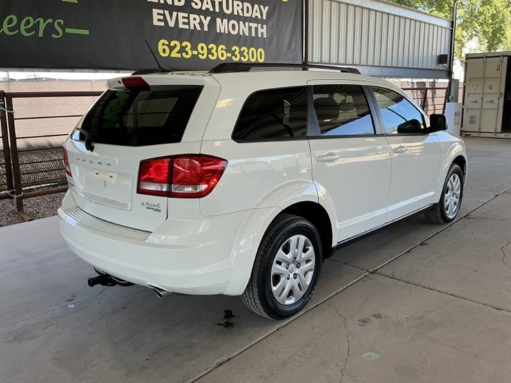 2016-dodge-journey-image-7