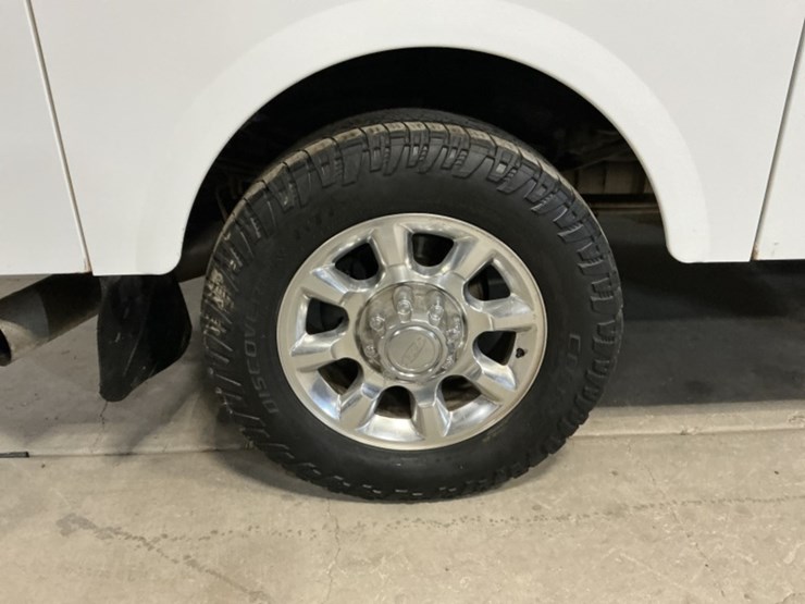 2011-ford-f350-image-8