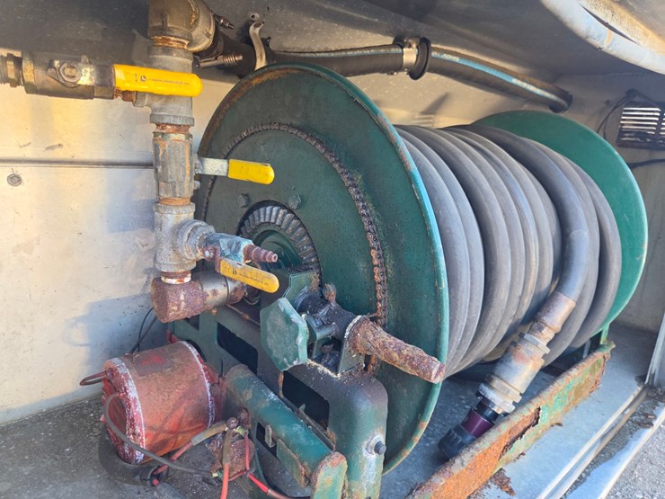 2000-caterpillar-3126-image-23