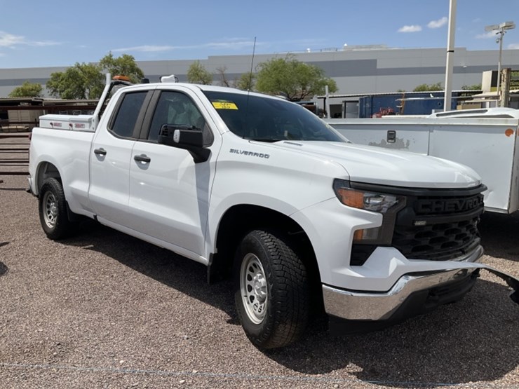 2025-chevrolet-silverado-1500-image-3