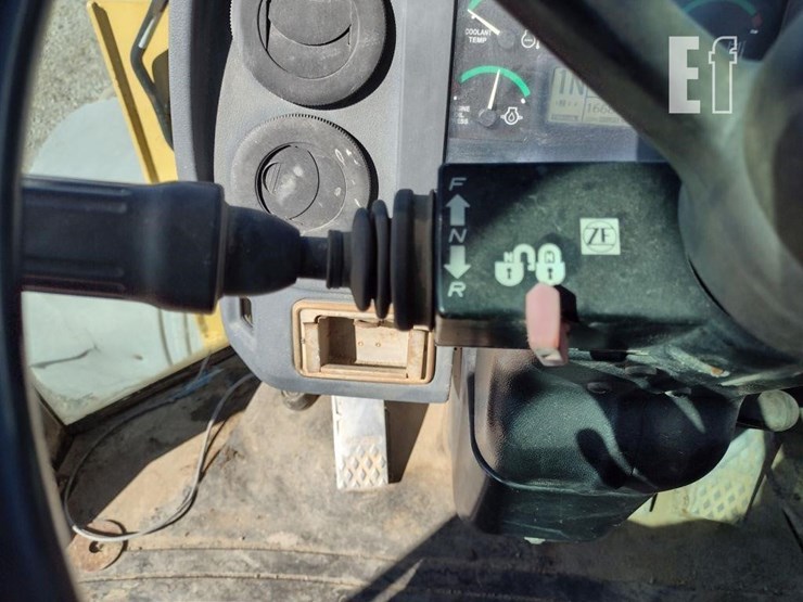 2006-deere-544j-image-9