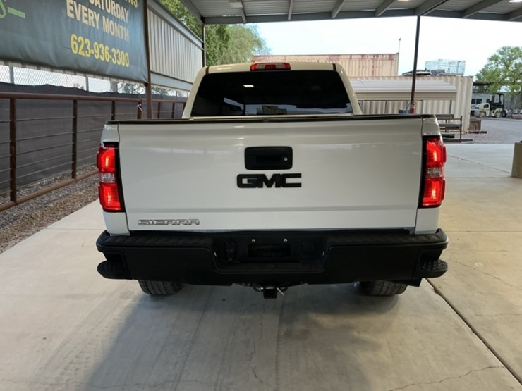 2015-gmc-sierra-1500-image-6