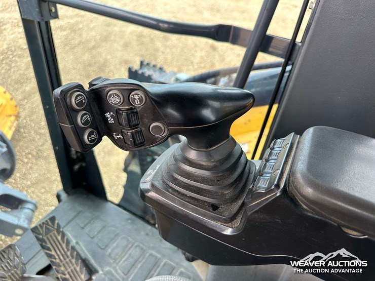 john-deere-872-image-12