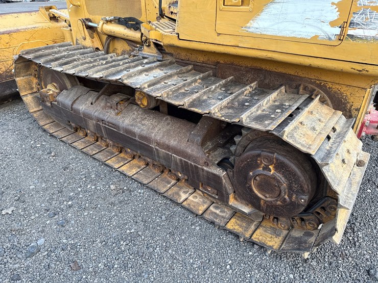 caterpillar-d5g-image-8